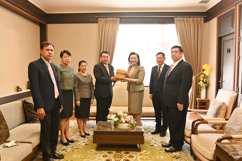 กรมบังคับคดี เข้าสวัสดีปีใหม่ พ.ศ. 2567 ประธานศาลฎีกา